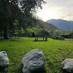 펜션 Le Allegre Comari Di Nesso, Casa E Benessere 네소